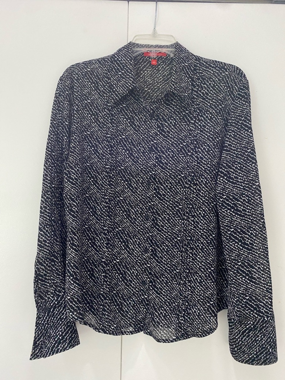 Anne Klein blouse semi sheer